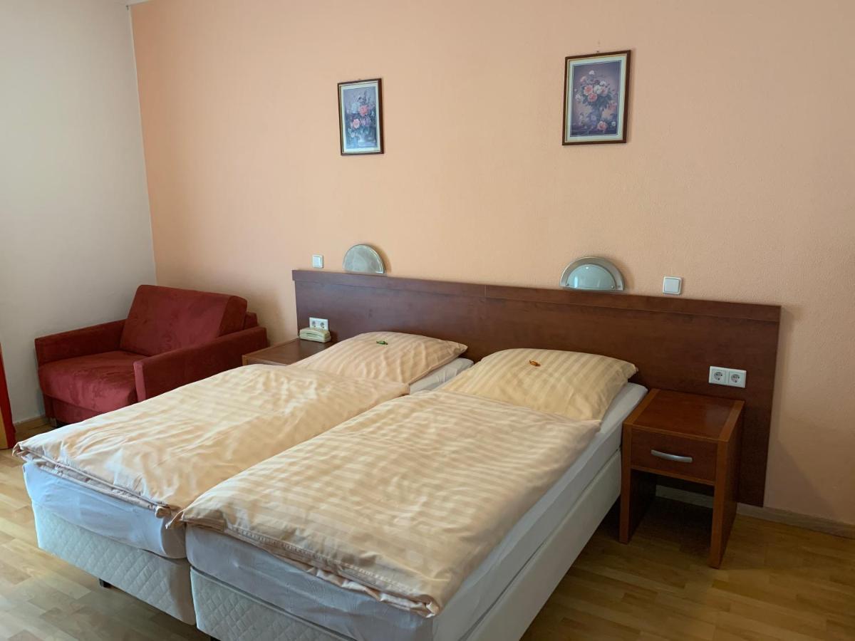 Hotel Restaurant Zur Post 부퍼탈 외부 사진
