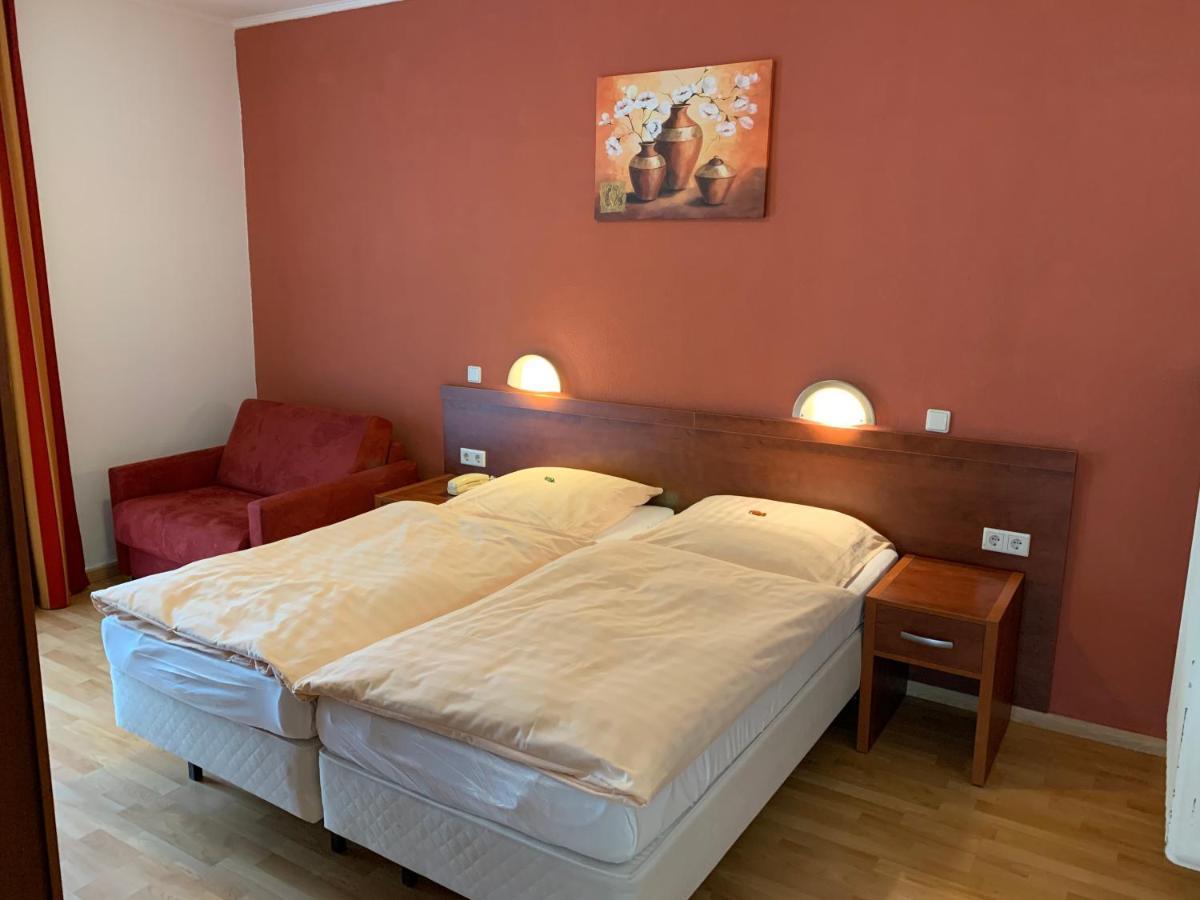 Hotel Restaurant Zur Post 부퍼탈 외부 사진
